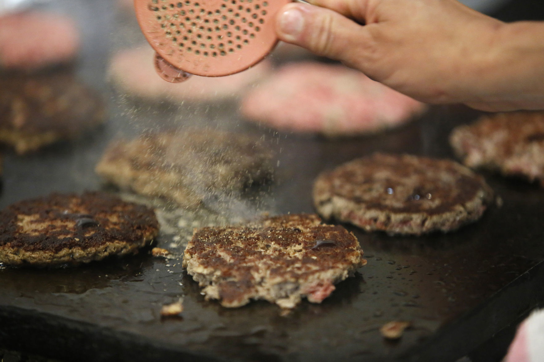 Plant-based food sales rose 11% in 2018, moved beyond niche status